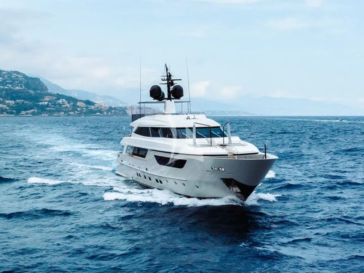 AWAY Sanlorenzo SD122 - cruising bow view AWAY Sanlorenzo SD122 - cruising bow view