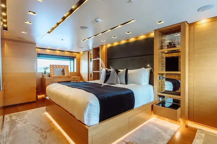 Charter Yacht AWAY - Sanlorenzo SD122 - 5 Cabins - Nassau - Exumas - Bahamas