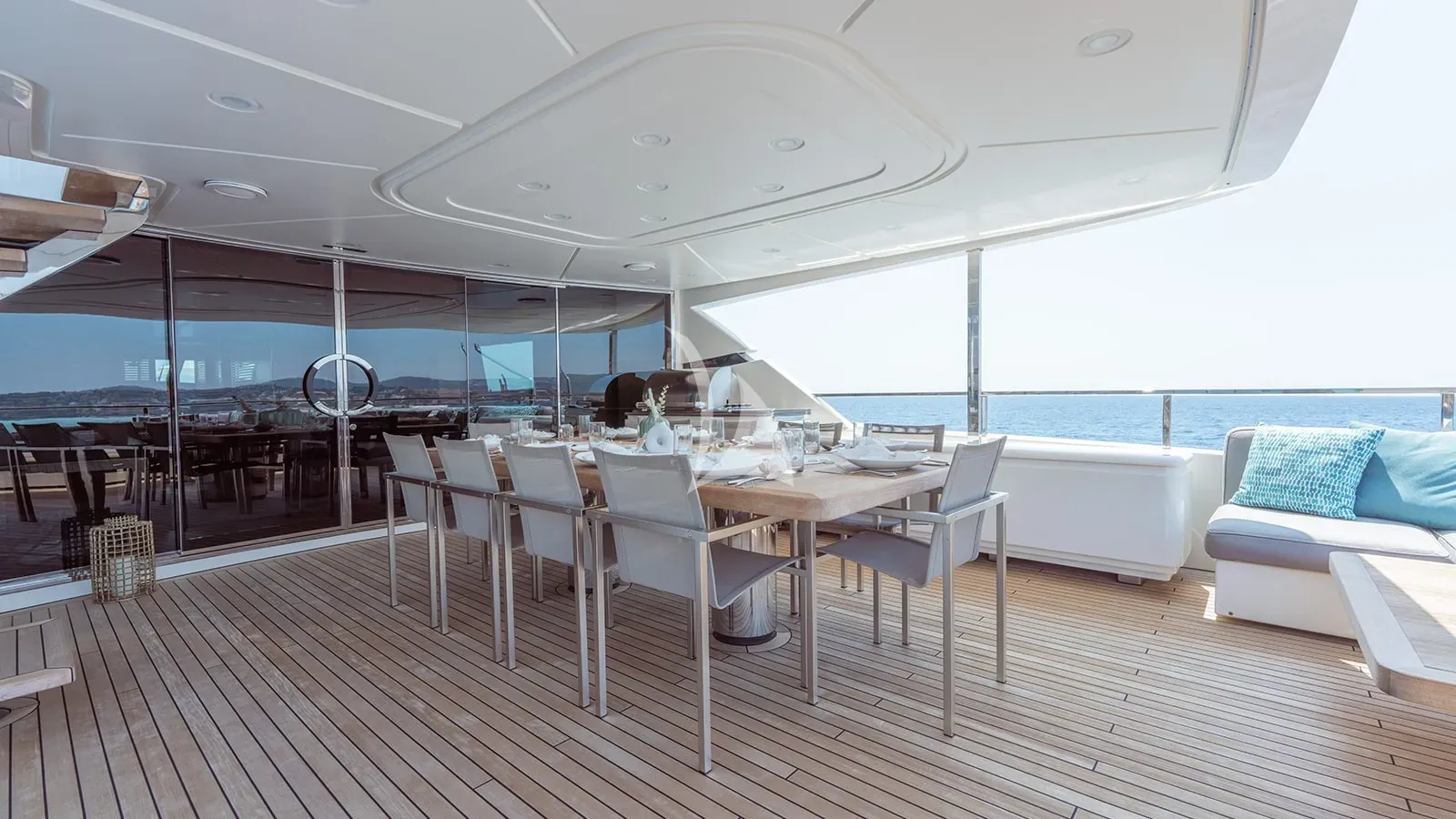 Charter Yacht AWAY - Sanlorenzo SD122 - 5 Cabins - Nassau - Exumas - Bahamas
