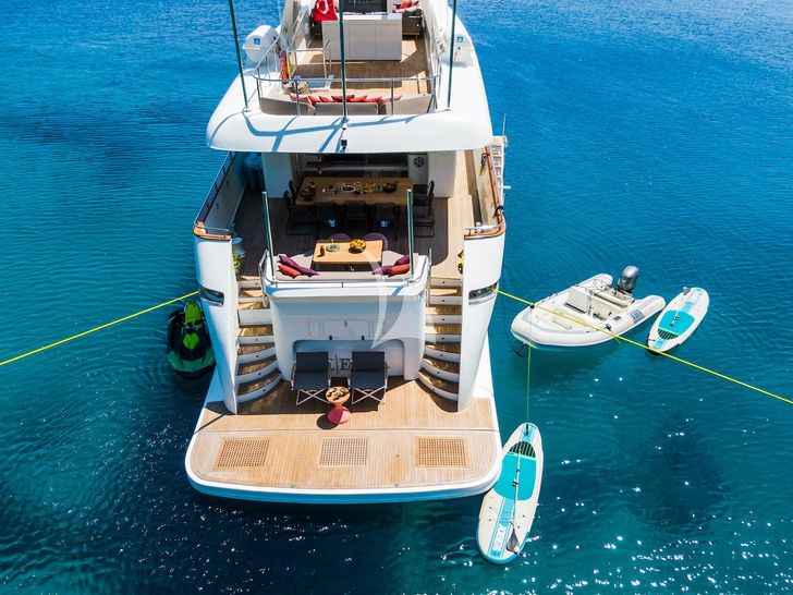 AXELLA Eurocraft 110 - aft shot with water toys AXELLA Eurocraft 110 - aft shot with water toys