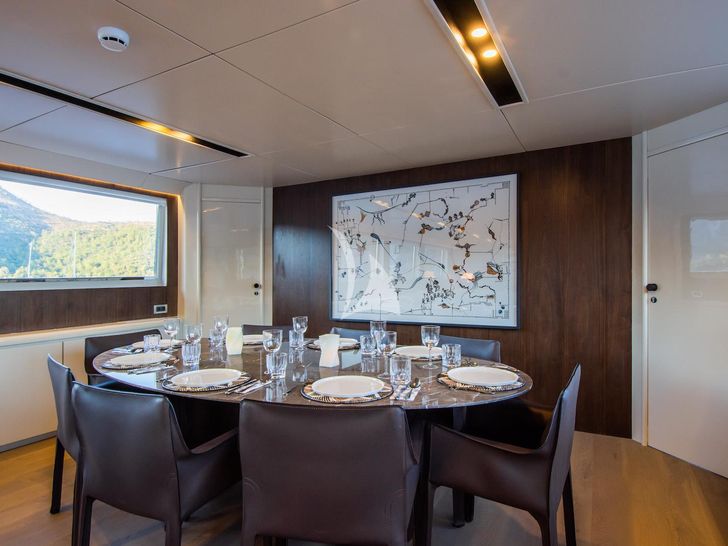 AXELLA Eurocraft 110 - indoor dining area AXELLA Eurocraft 110 - indoor dining area