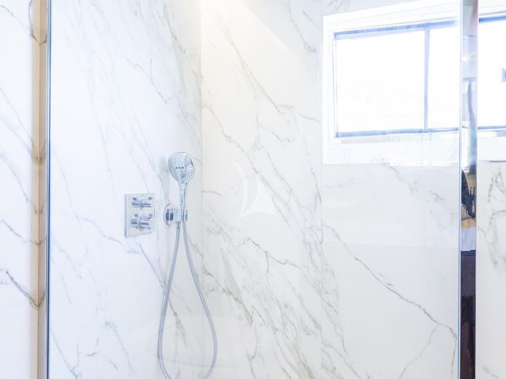 AXELLA Eurocraft 110 - master cabin shower area AXELLA Eurocraft 110 - master cabin shower area