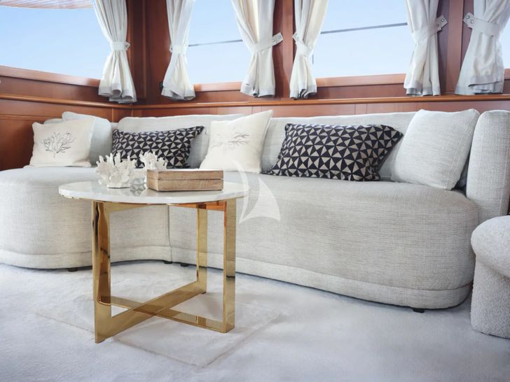 AZUR Terranova Explorer 20m - saloon couch AZUR Terranova Explorer 20m - saloon couch