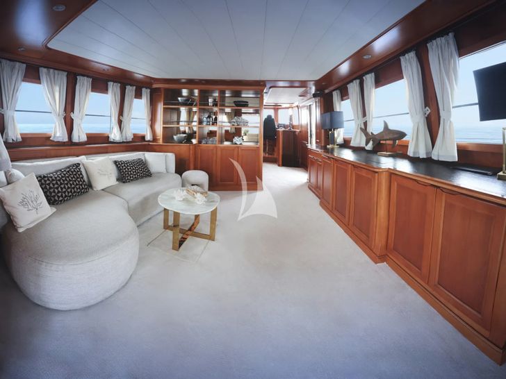 AZUR Terranova Explorer 20m - saloon AZUR Terranova Explorer 20m - saloon