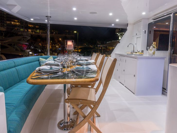 ANDIAMO - Symbol 92,aft deck alfresco dining ANDIAMO - Symbol 92,aft deck alfresco dining