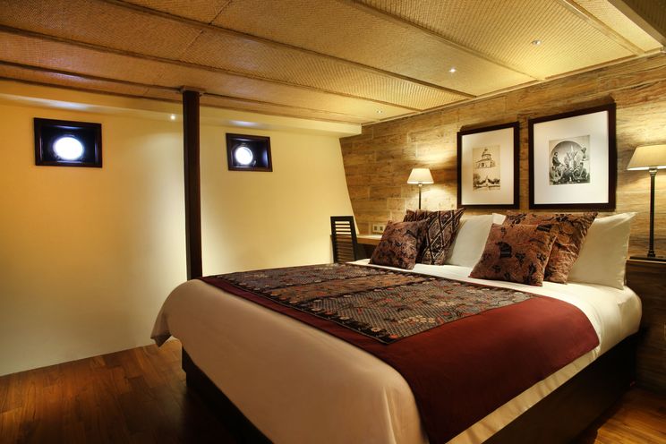 Charter Yacht ALILA PURNAMA - Phinisi 46m - 5 Cabins - Labuan Bajo - Komodo - Raja Ampat - Indonesia