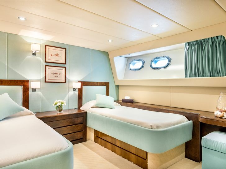 ANTISAN Alalunga 33m - twin cabin ANTISAN Alalunga 33m - twin cabin