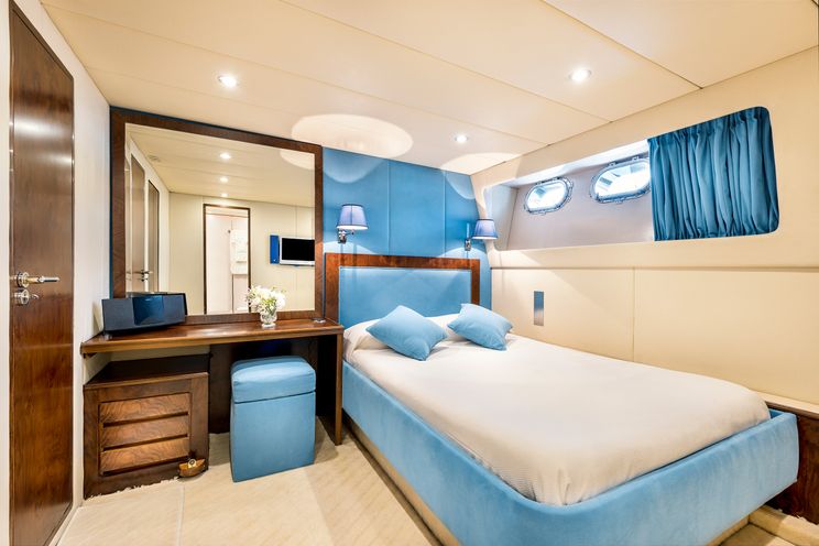 Charter Yacht ANTISAN - Alalunga 33m - 5 Cabins - Cannes - Nice - Antibes - St Tropez - French Riviera - Monaco