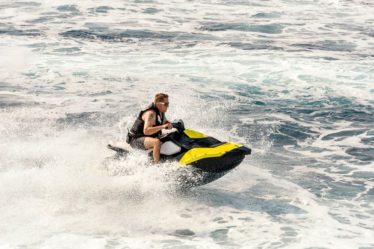 Charter Yacht ANTISAN - Alalunga 33m - 5 Cabins - Cannes - Nice - Antibes - St Tropez - French Riviera - Monaco