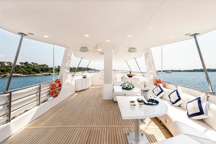 Charter Yacht ANTISAN - Alalunga 33m - 5 Cabins - Cannes - Nice - Antibes - St Tropez - French Riviera - Monaco