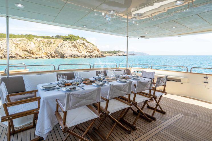 Charter Yacht DOLCE VITA IV - Astondoa 102 GLX - 5 Cabins - Ibiza - Formentera - Mallorca - Balearics - Spain