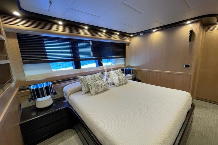 Charter Yacht DOLCE VITA IV - Astondoa 102 GLX - 5 Cabins - Ibiza - Formentera - Mallorca - Balearics - Spain