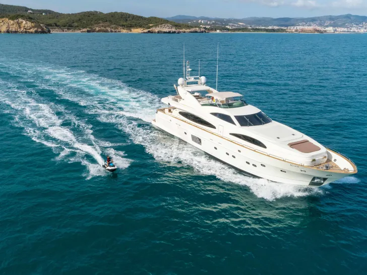 DOLCE VITA IV Astondoa 102 GLX - cruising with the jet ski DOLCE VITA IV Astondoa 102 GLX - cruising with the jet ski