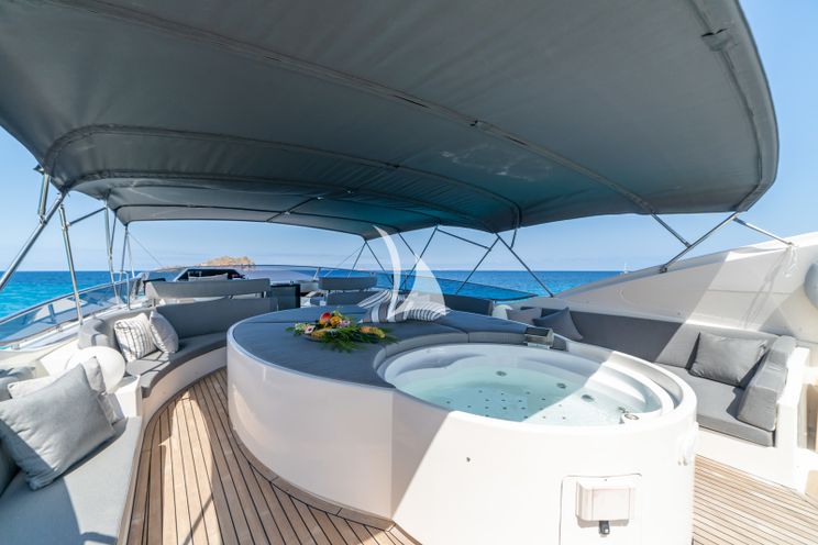 Charter Yacht B3 - Astondoa 90 - 7 Cabins - Ibiza - Formentera - Balearics