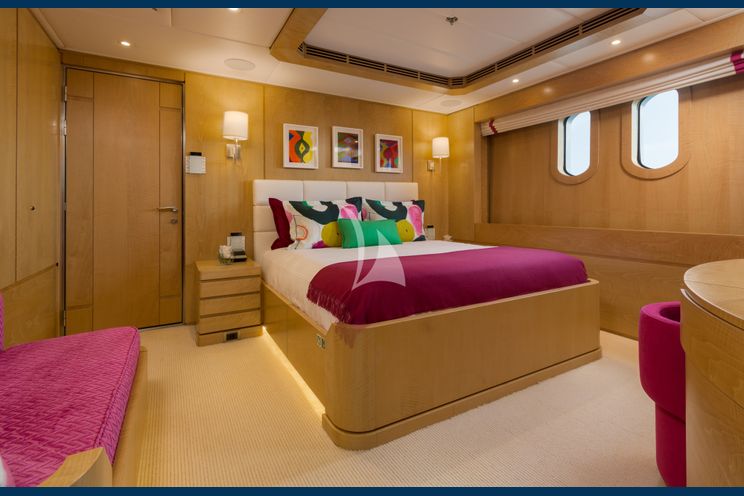 Charter Yacht BACA - Royal Denship 142 - 5 Cabins - Nassau