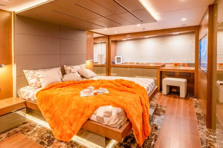 Charter Yacht BACCARAT - Amer Cento Quad - 5 Cabins - Cannes - Monaco - St Tropez