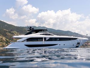 BACCARAT - Amer Cento Quad - 5 Cabins - Cannes - Monaco - St Tropez BACCARAT - Amer Cento Quad - 5 Cabins - Cannes - Monaco - St Tropez