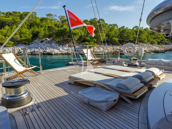 BARACUDA VALETTA Perini Navi Sailing Yacht 50m - aft bronzing area BARACUDA VALETTA Perini Navi Sailing Yacht 50m - aft bronzing area