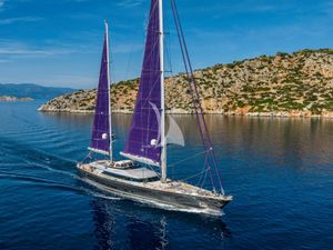 BARACUDA VALETTA - Perini Navi Sailing Yacht 50m - 5 Cabins - Athens - Mykonos - Paros - Cyclades - Aegean - Greece BARACUDA VALETTA - Perini Navi Sailing Yacht 50m - 5 Cabins - Athens - Mykonos - Paros - Cyclades - Aegean - Greece