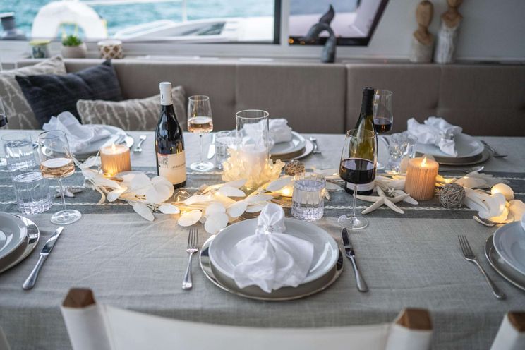 Charter Yacht BAYMAHNI - Bali 5.4 - 4 Cabins - Nassau - Exumas - Bahamas