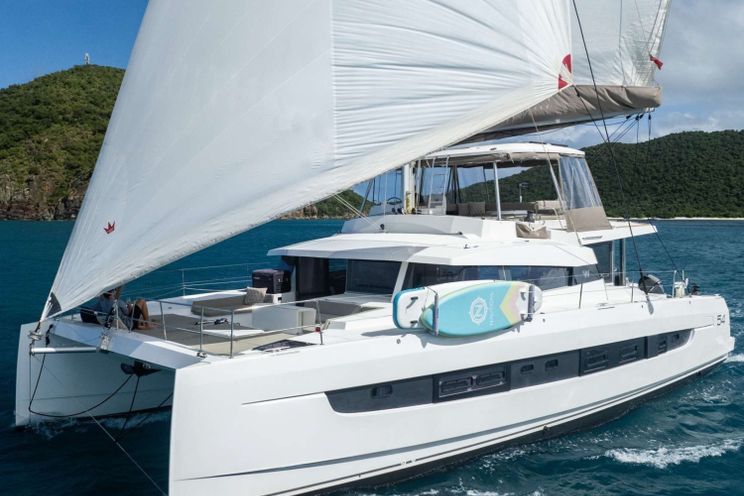 Charter Yacht BAYMAHNI - Bali 5.4 - 4 Cabins - Nassau - Exumas - Bahamas