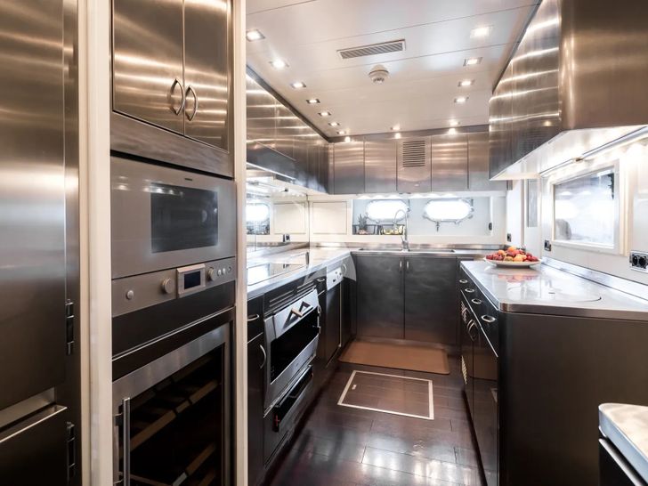 BEACHOUSE Mangusta 130 galley BEACHOUSE Mangusta 130 galley