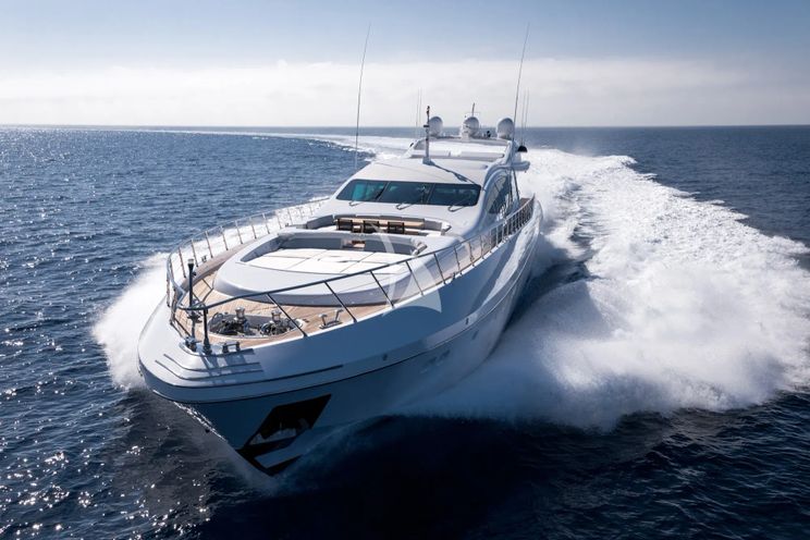 Charter Yacht BEACHOUSE - Mangusta 130 - 4 Cabins - Nassau - Exumas - Bahamas