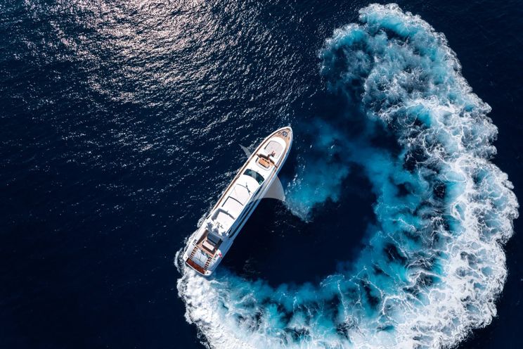 Charter Yacht BEACHOUSE - Mangusta 130 - 4 Cabins - Nassau - Exumas - Bahamas
