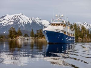 BEAR PAW - Custom 90 - 3 Cabins - Alaska - San Juan Islands - Washington