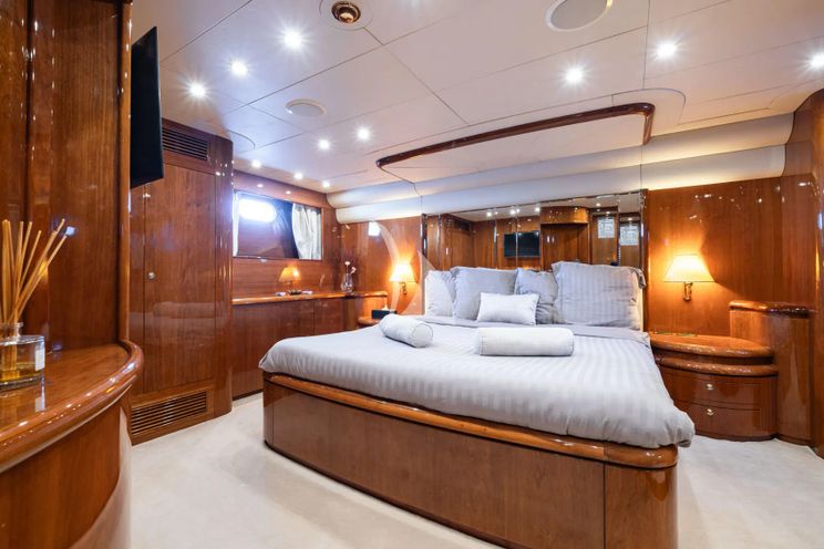Charter Yacht BEIJA FLORE - Eurocraft 92 - 5 Cabins - St Tropez - Cannes - Monaco - Antibes - French Riviera