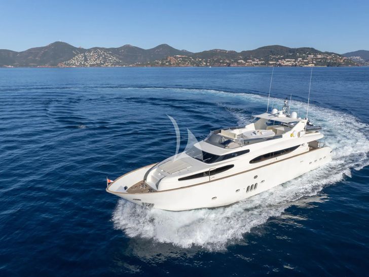 BEIJA FLORE Eurocraft 92 cruising BEIJA FLORE Eurocraft 92 cruising