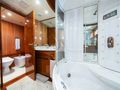 BEIJA FLORE Eurocraft 92 master cabin bathroom BEIJA FLORE Eurocraft 92 master cabin bathroom