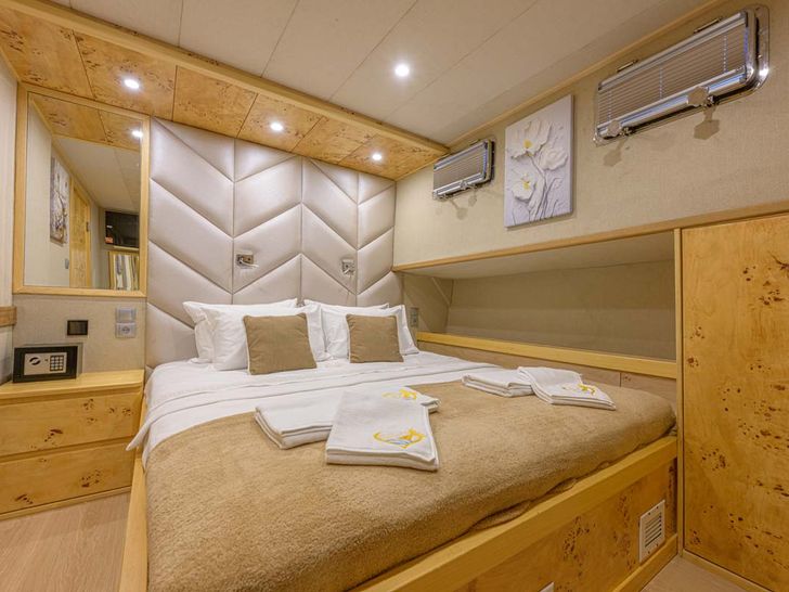BELGIN SULTAN Custom Sailing Yacht 35m - VIP cabin 1 BELGIN SULTAN Custom Sailing Yacht 35m - VIP cabin 1