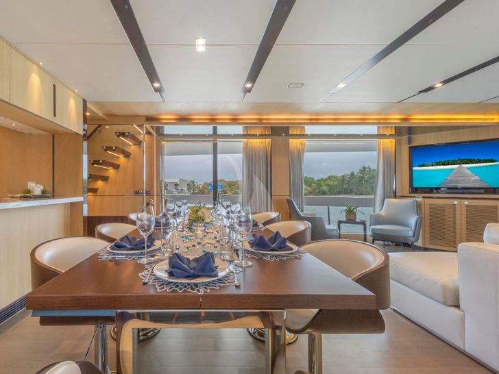 BELLA TU Horizon 90 Formal Dining BELLA TU Horizon 90 Formal Dining