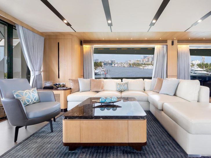 BELLA TU Horizon 90 Main Salon Seating BELLA TU Horizon 90 Main Salon Seating