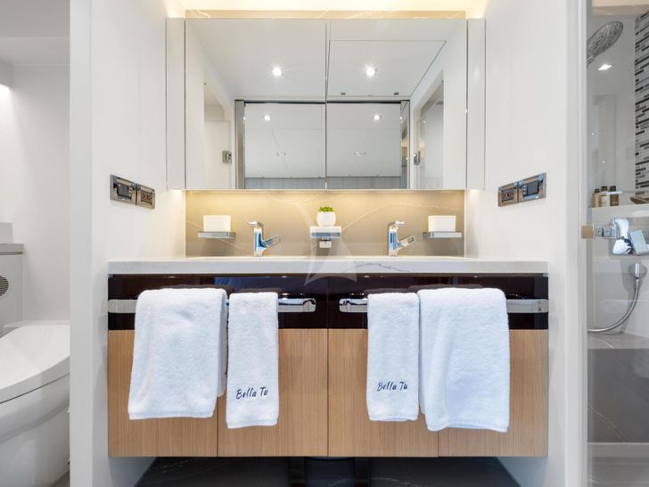 BELLA TU Horizon 90 Owners Ensuite BELLA TU Horizon 90 Owners Ensuite