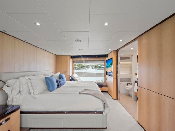 BELLA TU Horizon 90 Owners Suite BELLA TU Horizon 90 Owners Suite