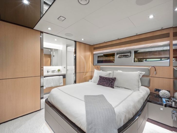 BELLA TU Horizon 90 VIP Stateroom2 BELLA TU Horizon 90 VIP Stateroom2