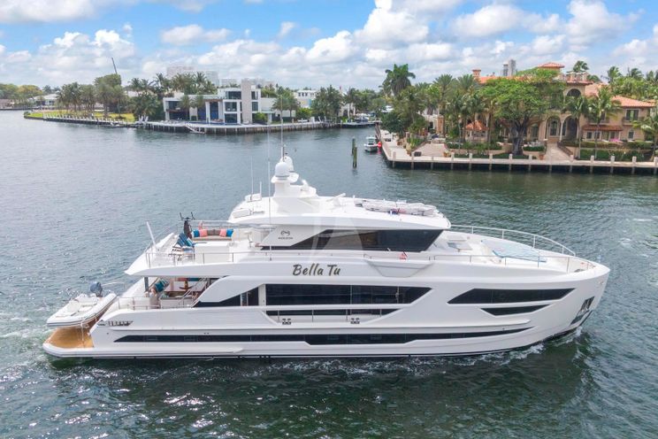 Charter Yacht BELLA TU - Horizon 90 - 5 Cabins - Nassau - Staniel Cay - Exumas