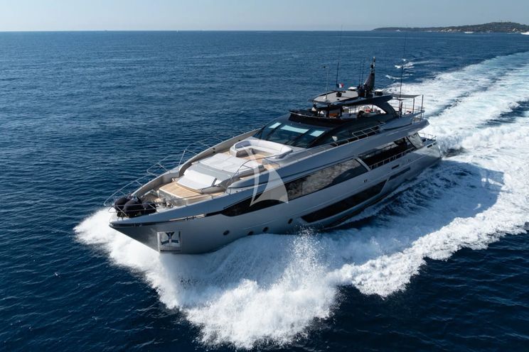 Charter Yacht BELLA DONNA - Riva Dolcevita 110 - 5 Cabins - Antibes - Cannes - St Tropez - French Riviera