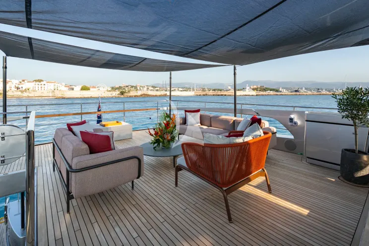 Charter Yacht BELLA DONNA - Riva Dolcevita 110 - 5 Cabins - Antibes - Cannes - St Tropez - French Riviera