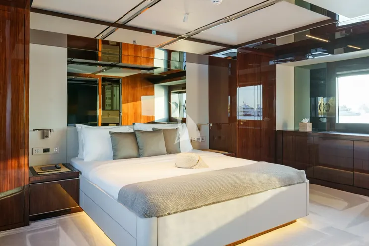 Charter Yacht BELLA DONNA - Riva Dolcevita 110 - 5 Cabins - Antibes - Cannes - St Tropez - French Riviera
