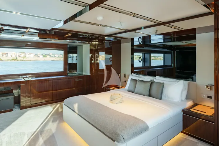 Charter Yacht BELLA DONNA - Riva Dolcevita 110 - 5 Cabins - Antibes - Cannes - St Tropez - French Riviera