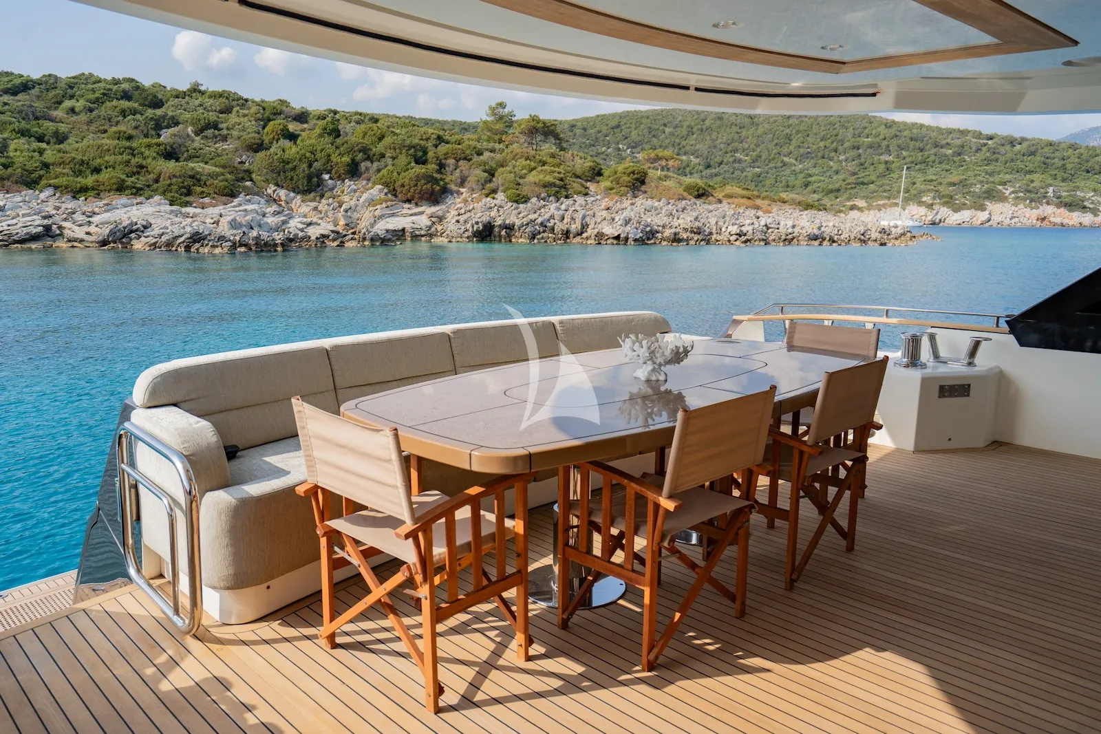BELLA LUNA Monte Carlo 26m - main aft deck
