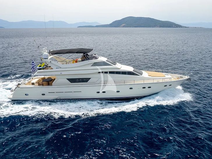 BELLAS BOY Ferretti 80 - cruising side profile BELLAS BOY Ferretti 80 - cruising side profile