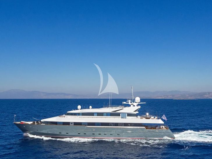 BELLA STELLA CRN Ancona 45m - cruising BELLA STELLA CRN Ancona 45m - cruising