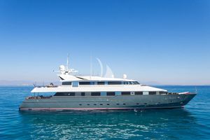 BELLA STELLA - CRN Ancona 45m - 7 Cabins - Athens - Mykonos - Paros - Cyclades - Greece BELLA STELLA - CRN Ancona 45m - 7 Cabins - Athens - Mykonos - Paros - Cyclades - Greece