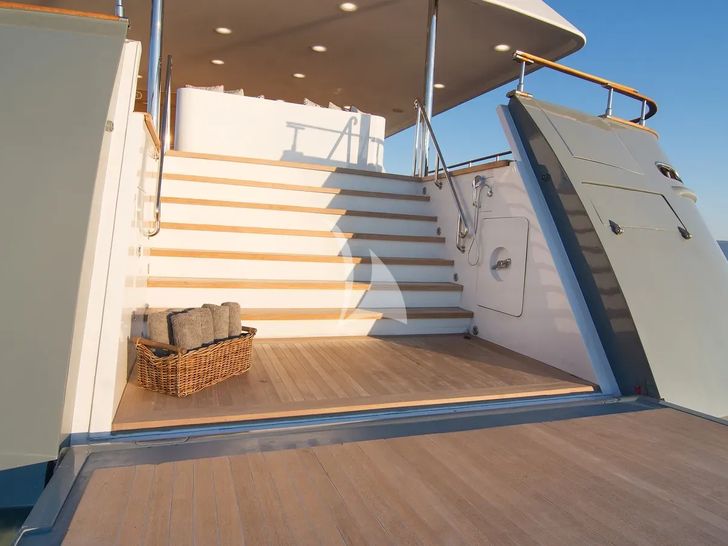 BELLA STELLA CRN Ancona 45m - swim platform BELLA STELLA CRN Ancona 45m - swim platform