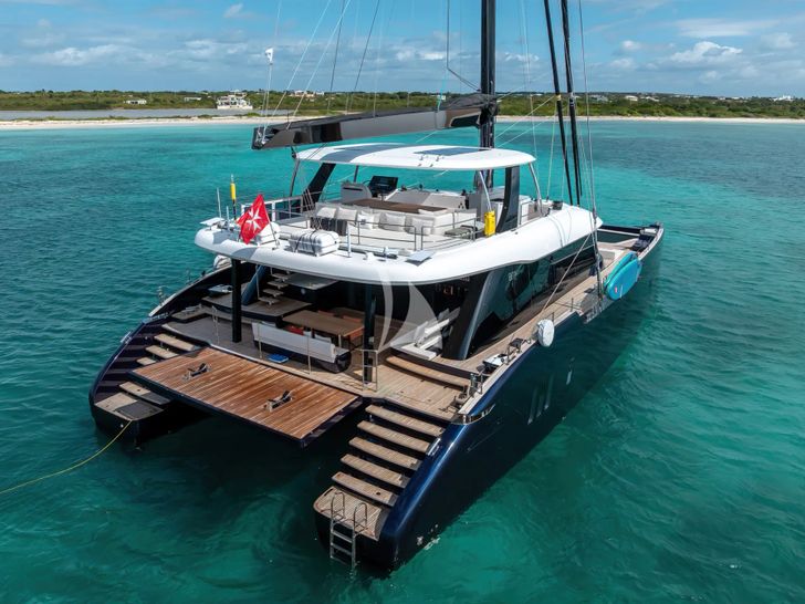 BELLDIA Sunreef 80 - anchored aft shot BELLDIA Sunreef 80 - anchored aft shot