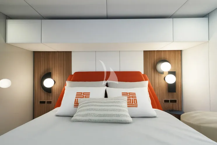 Charter Yacht BELLDIA - Sunreef 80 - 4 Cabins - Nassau - Exumas - Bahamas